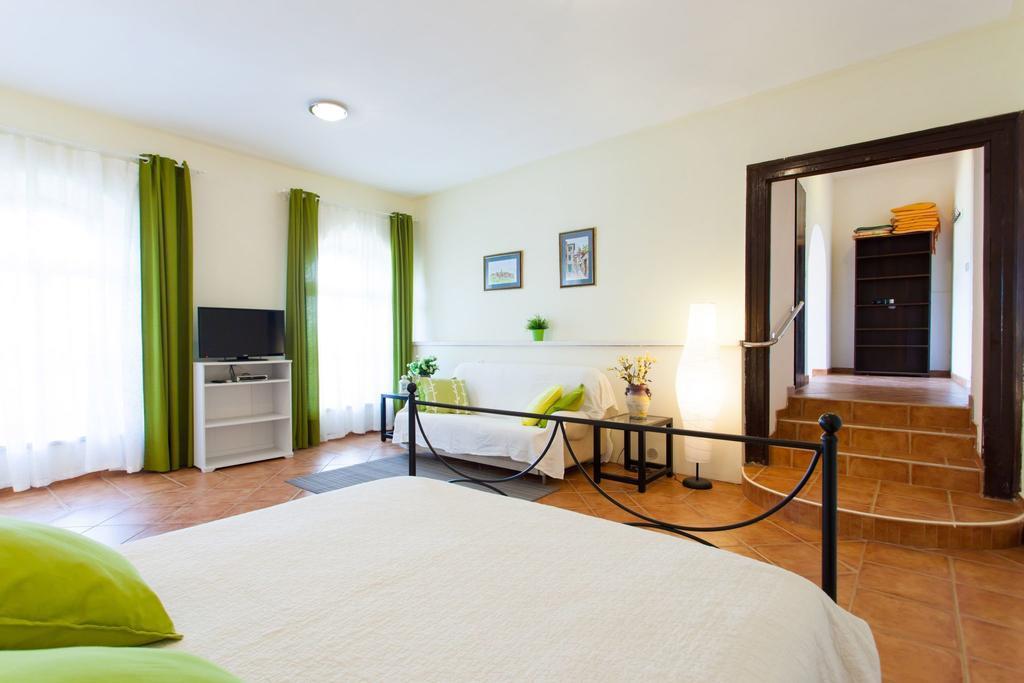 Apartments Garden Motovun Chambre photo